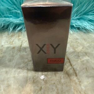 HUGO XY Eau de Toilette with Silver and Red Accents